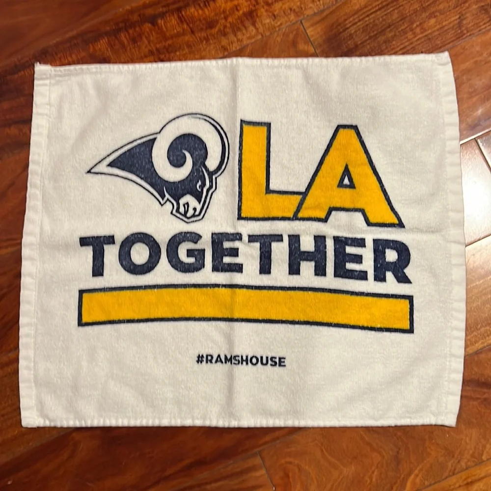 Rams LA towel